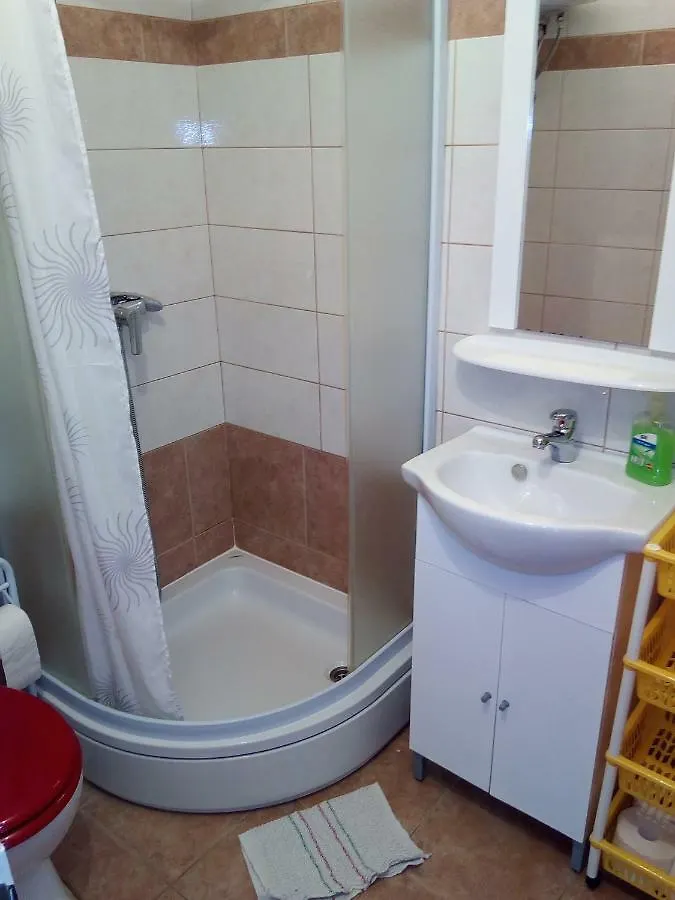 Apartmani Toni Starigrad Paklenica Lägenhet