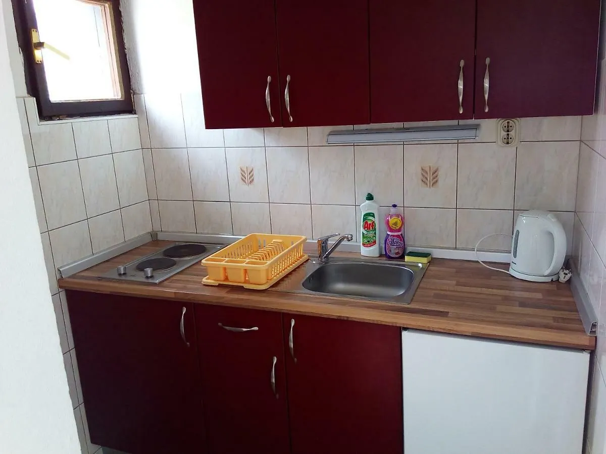 Apartmani Toni Starigrad Paklenica 0*,
